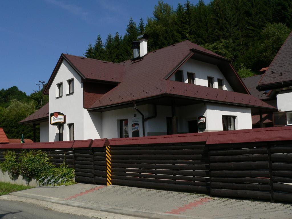 Pension Karolina Trnava المظهر الخارجي الصورة
